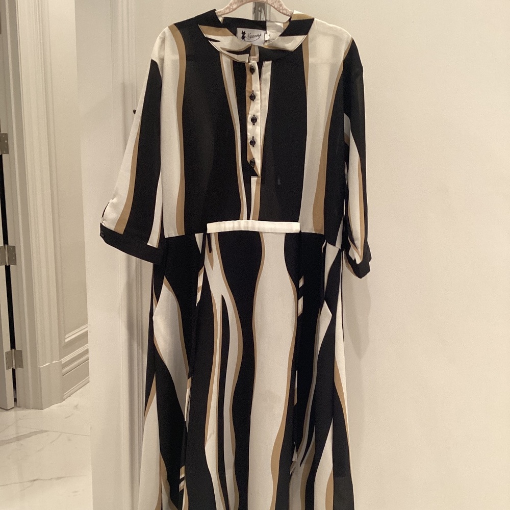 Black brown white dress Nyanny small